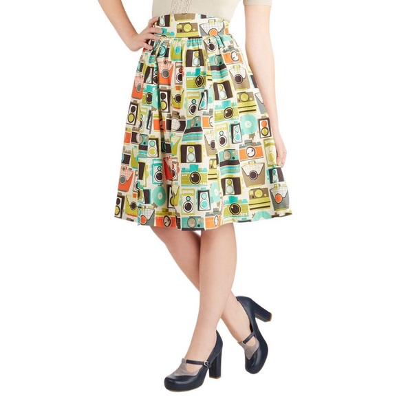 Modcloth Dresses & Skirts - ModCloth Flair for the Fantastic Skirt in Cameras